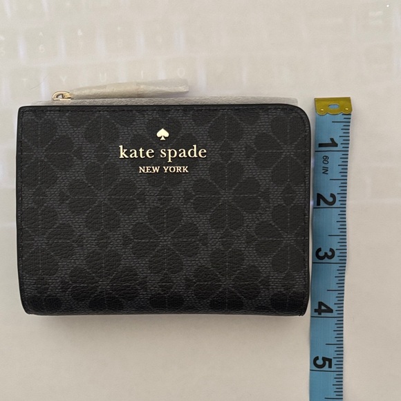 Kate Spade Black Floral Pattern Wallet - Picture 5 of 11